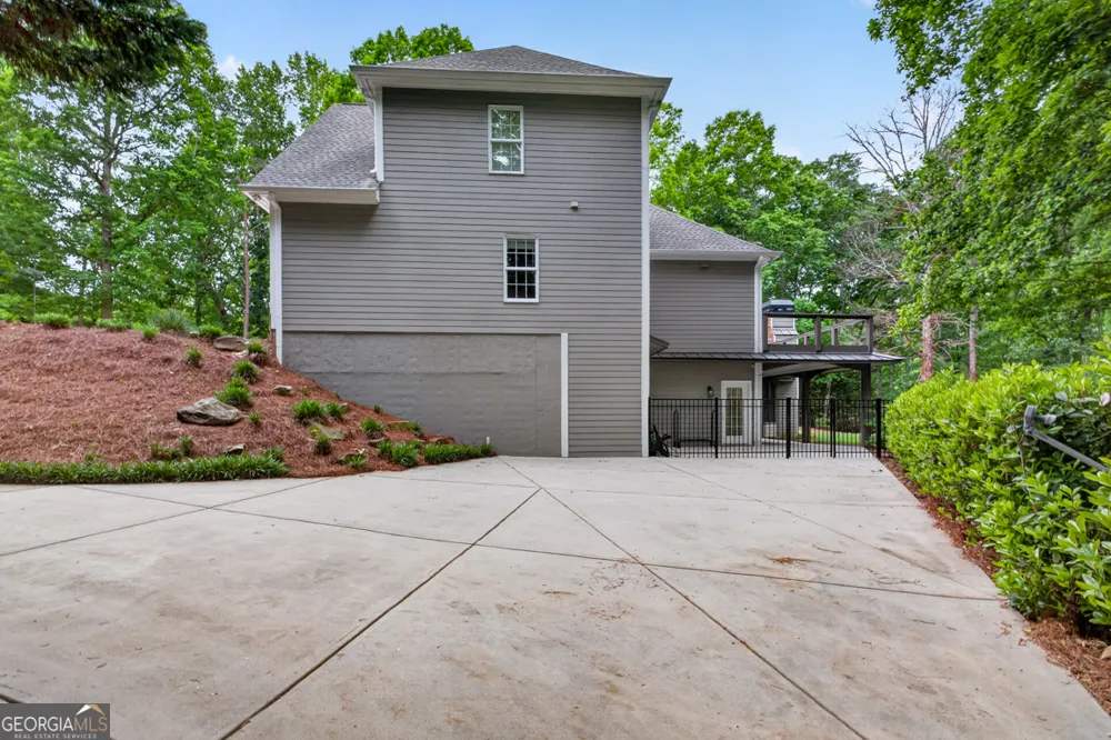 2686 Tammi LN Gainesville, GA 30506