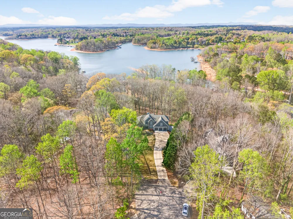 2686 Tammi LN Gainesville, GA 30506
