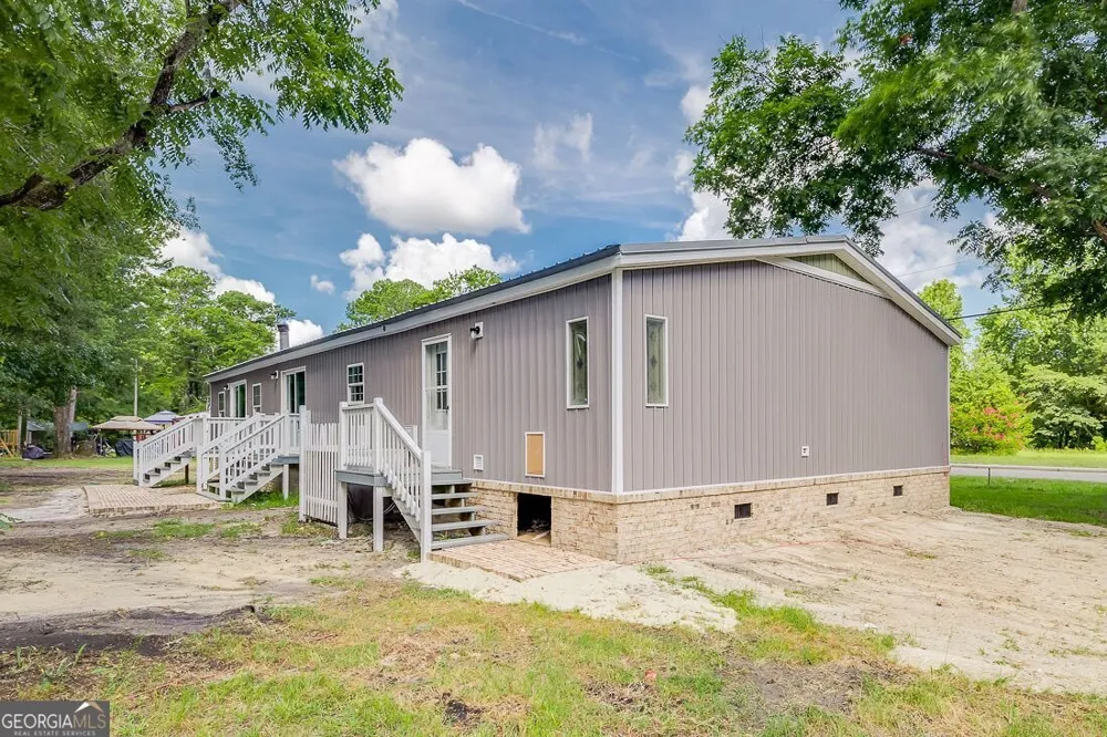 318 Samuel Smalls Sr AVE Guyton, GA 31312