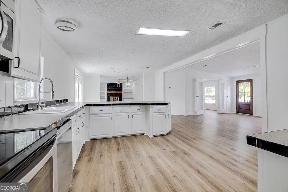 318 Samuel Smalls Sr AVE Guyton, GA 31312