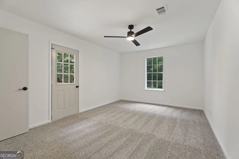 419 Marcella AVE Sharpsburg, GA 30277