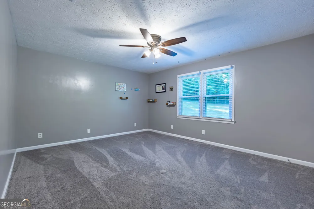 133 Ashling DR LaGrange, GA 30240