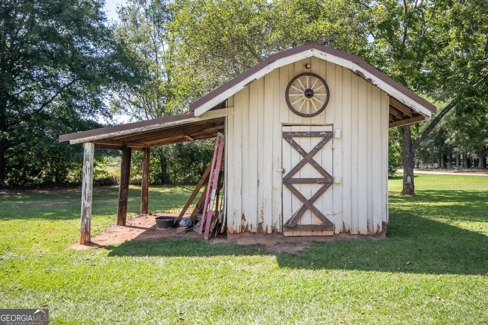 6484 Jefferson River RD Athens, GA 30607