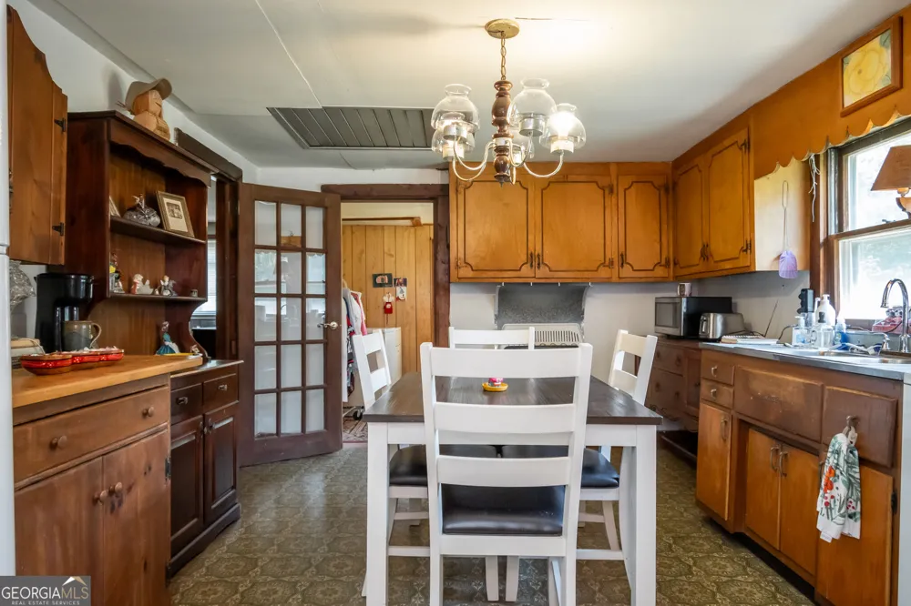 6484 Jefferson River RD Athens, GA 30607