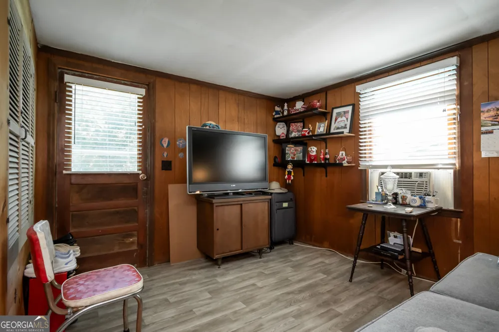 6484 Jefferson River RD Athens, GA 30607
