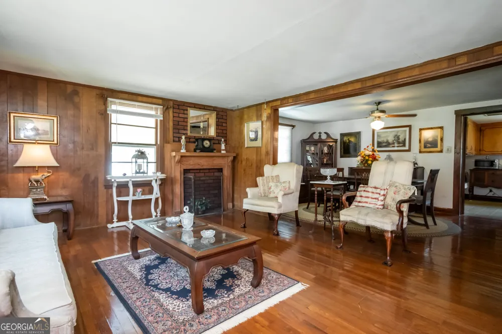 6484 Jefferson River RD Athens, GA 30607