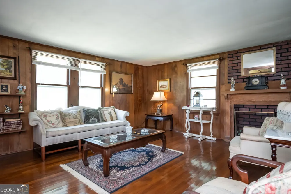 6484 Jefferson River RD Athens, GA 30607