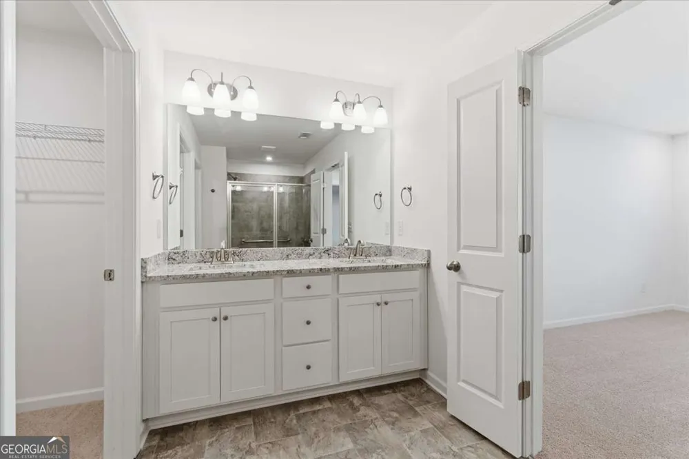 20 Silver Leaf LN Dawsonville, GA 30534