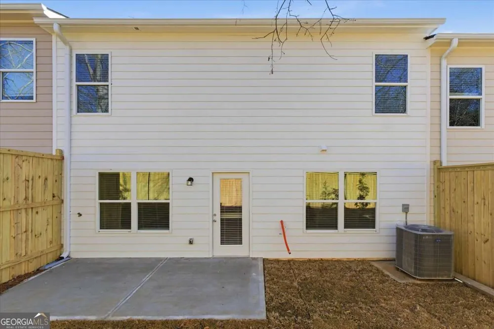 20 Silver Leaf LN Dawsonville, GA 30534