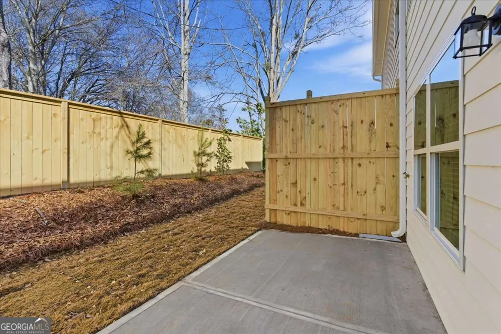 20 Silver Leaf LN Dawsonville, GA 30534