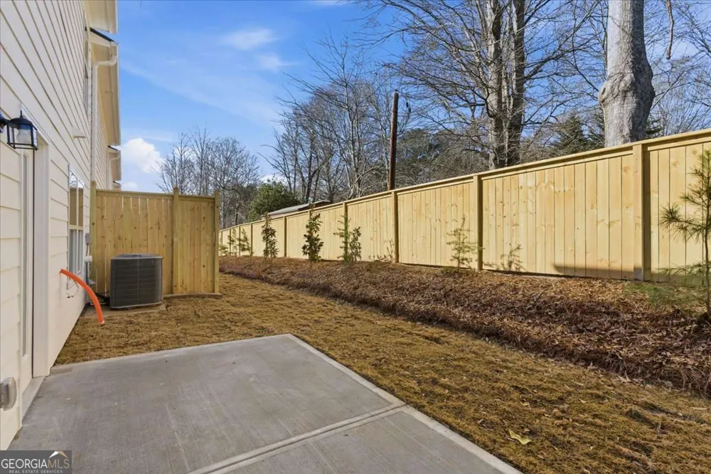 32 Silver Leaf LN Dawsonville, GA 30534