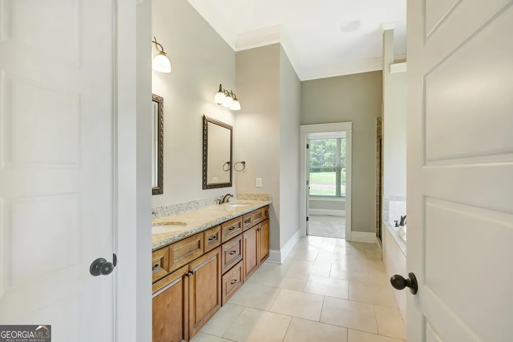 137 Kenmare ROW Tyrone, GA 30290