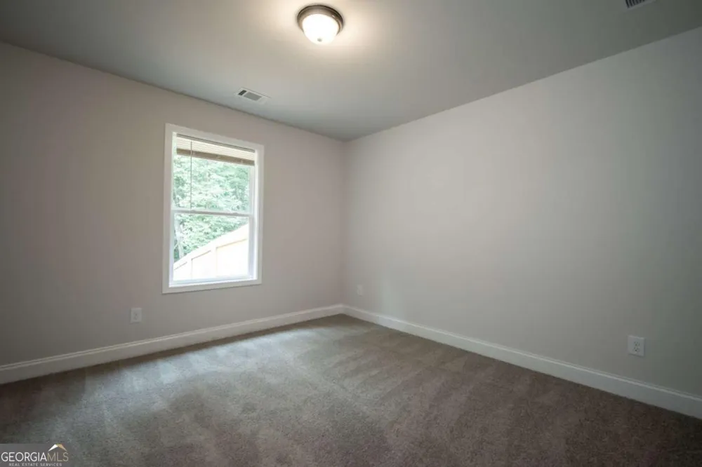 41 Southwood DR Danielsville, GA 30633