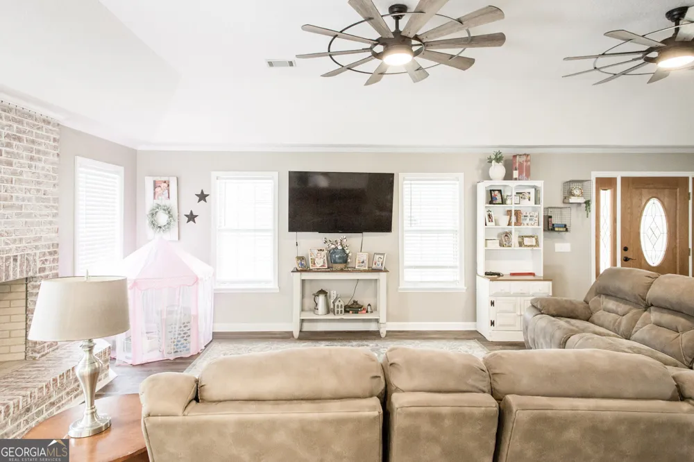 752 Old Hortense RD Hortense, GA 31543