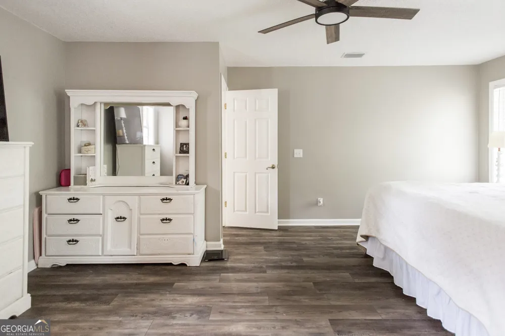 752 Old Hortense RD Hortense, GA 31543