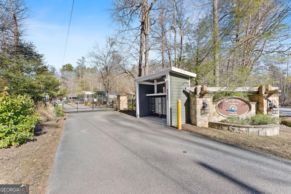 4960 Laurel Lodge RD Clarkesville, GA 30523