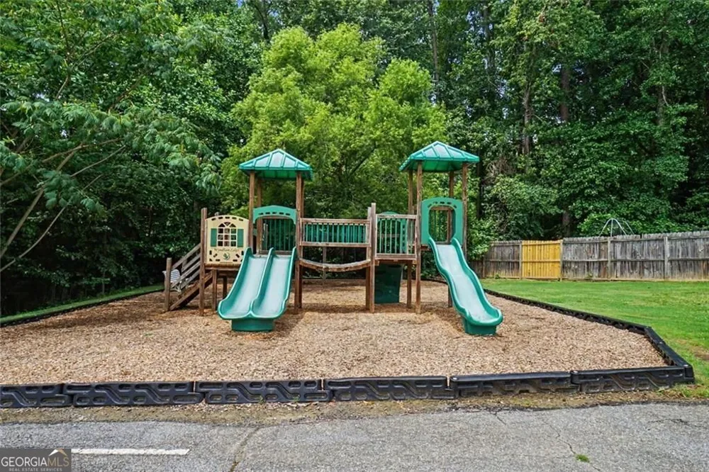 148 Stanbrough DR Dallas, GA 30157