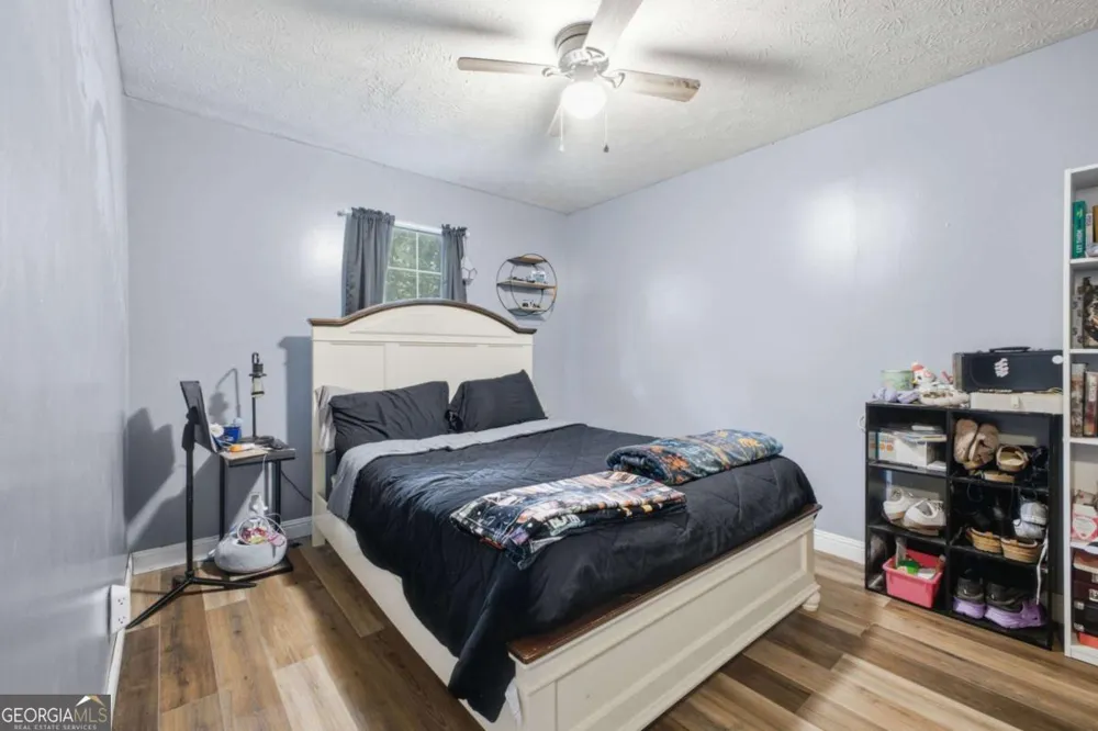 379 Bozeman RD NW White, GA 30184