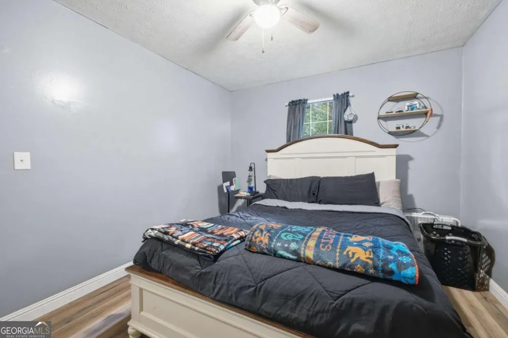379 Bozeman RD NW White, GA 30184