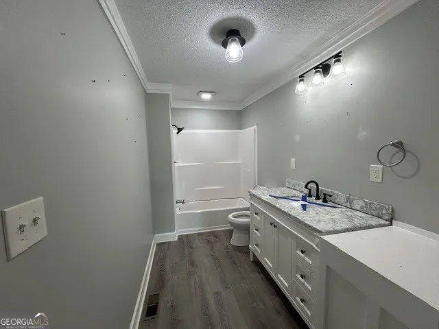 745 Ga Highway 338 Dudley, GA 31022