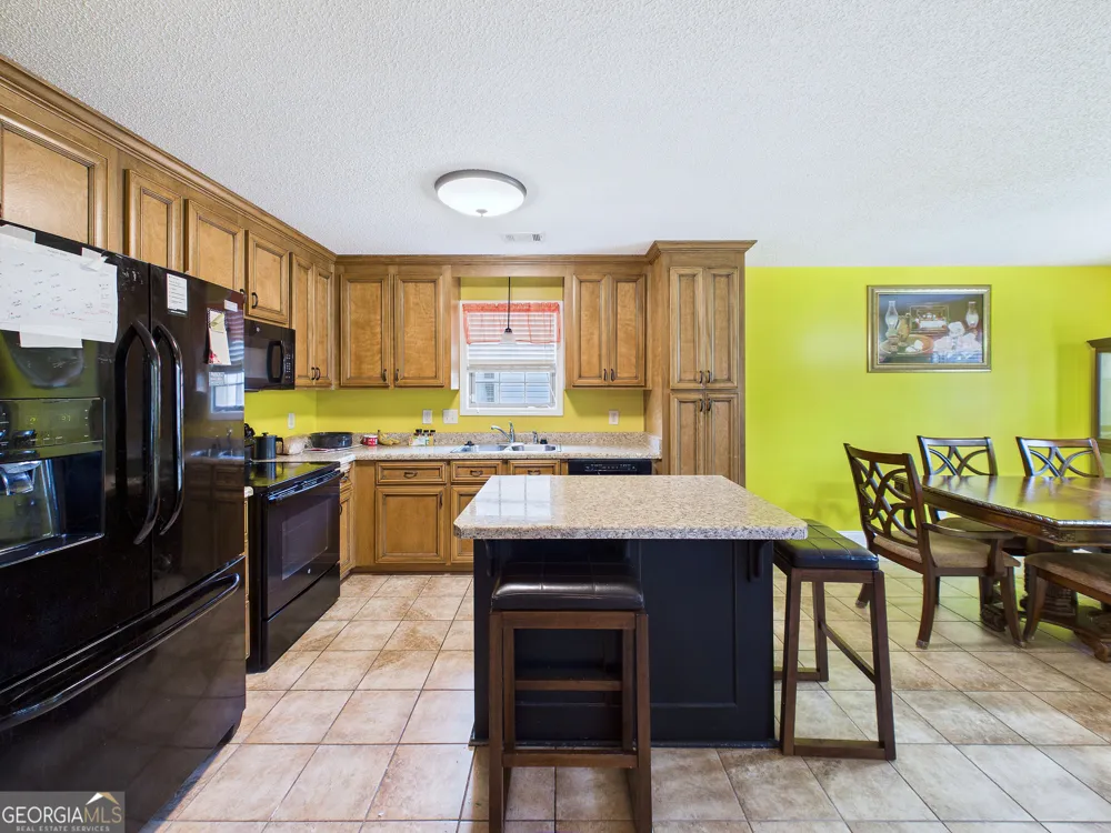 528 Grand AVE Bonaire, GA 31005