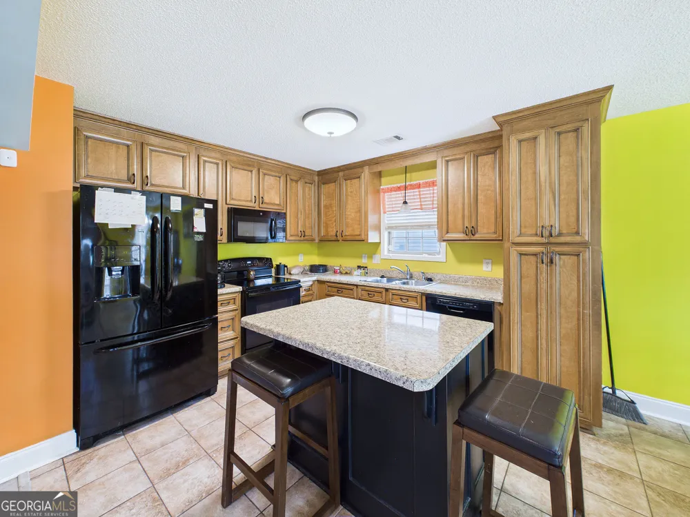528 Grand AVE Bonaire, GA 31005