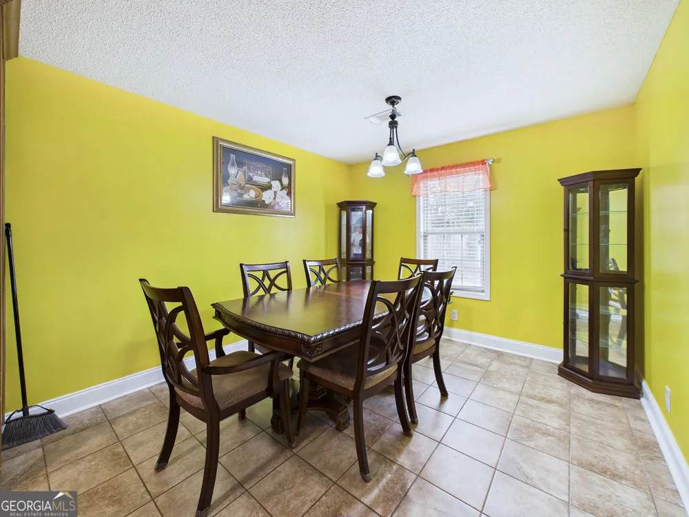 528 Grand AVE Bonaire, GA 31005