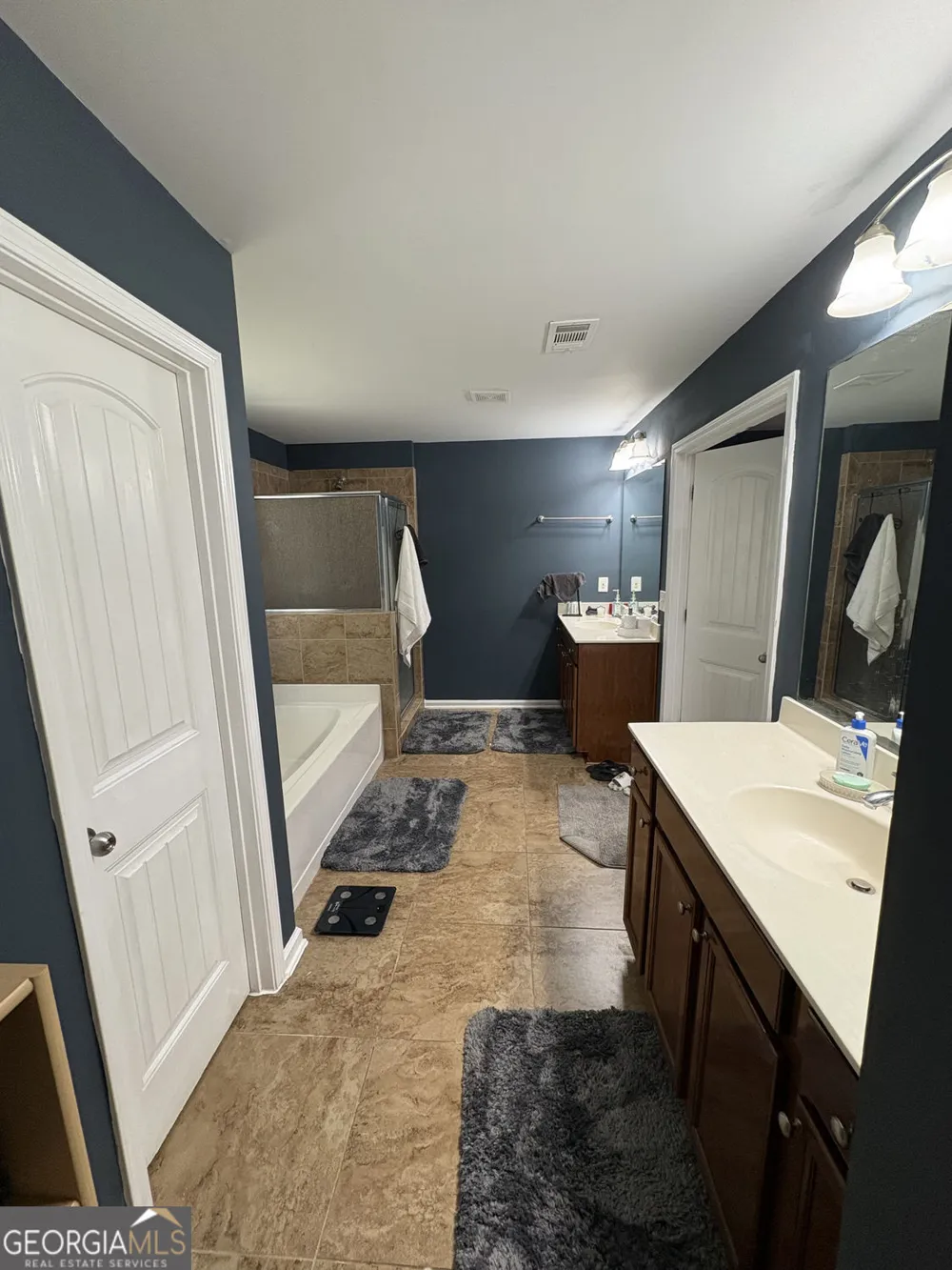 180 Village Green CT SW Lilburn, GA 30047