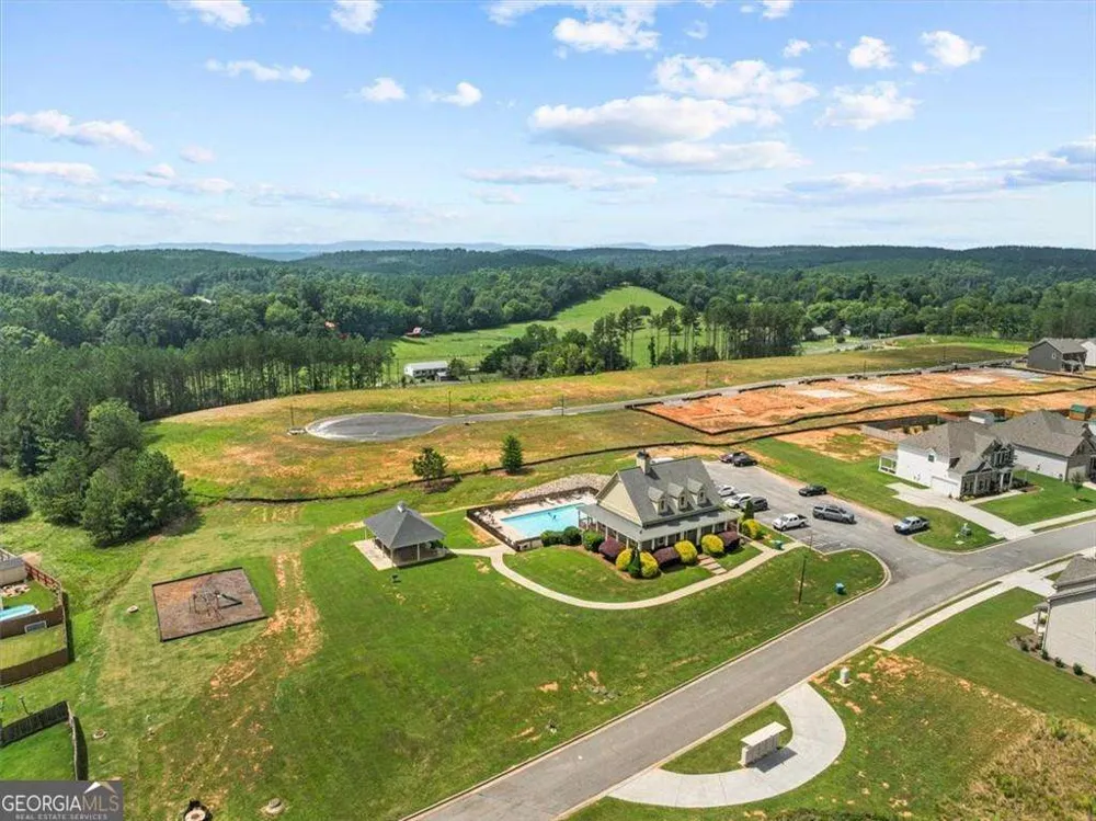 40 Shamrock Chase Adairsville, GA 30103