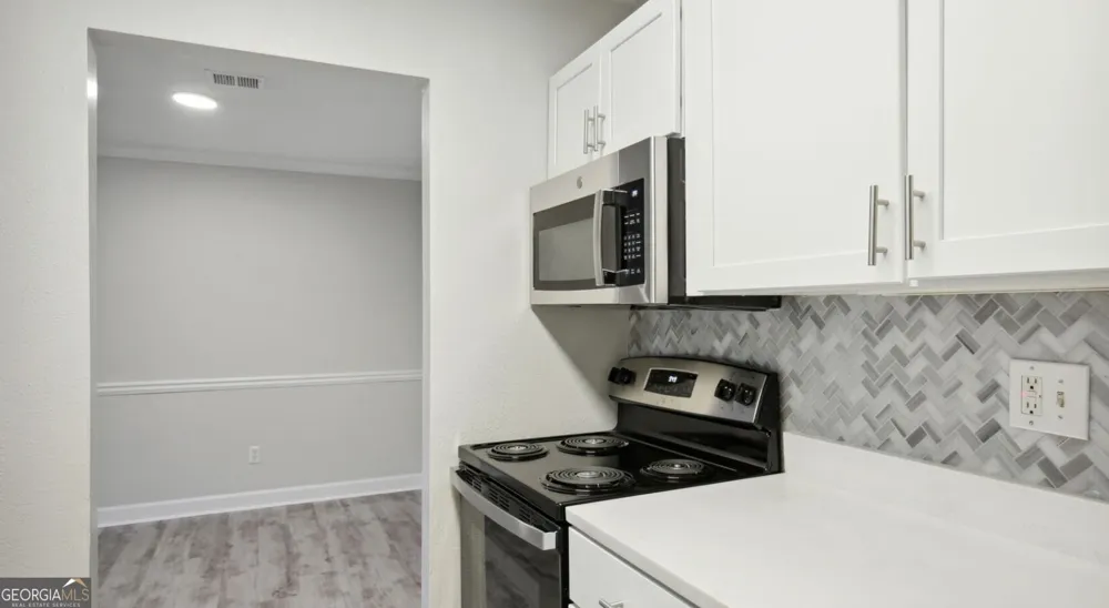 100 Pinhurst DR Atlanta, GA 30339