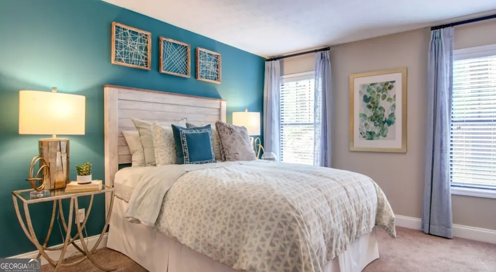 100 Pinhurst DR Atlanta, GA 30339