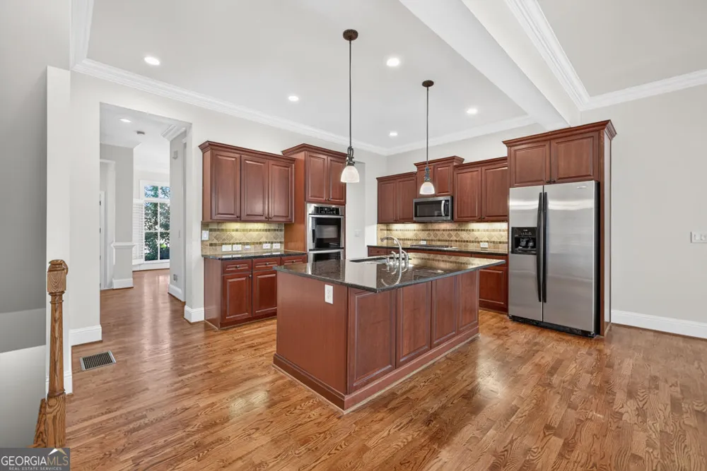 1012 Merrivale Chase Roswell, GA 30075