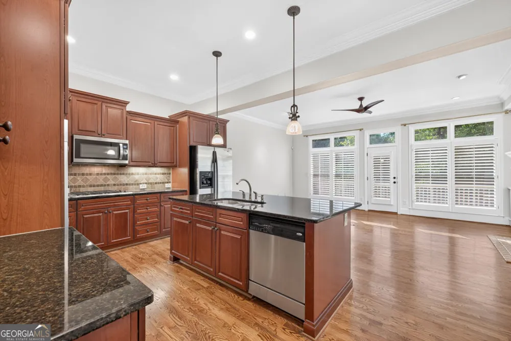 1012 Merrivale Chase Roswell, GA 30075