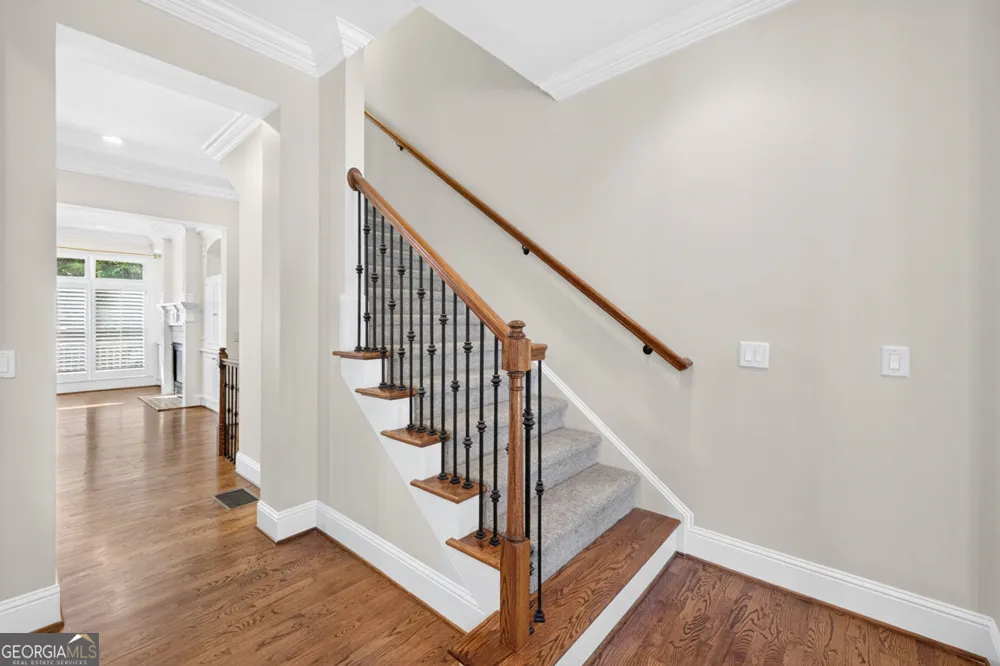 1012 Merrivale Chase Roswell, GA 30075