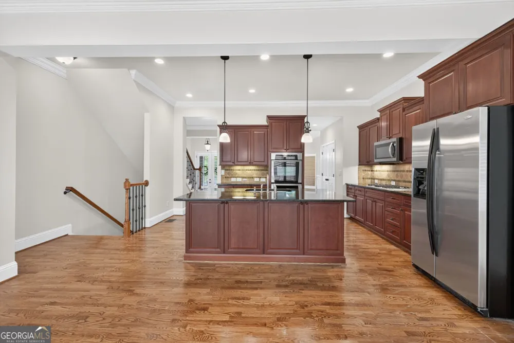 1012 Merrivale Chase Roswell, GA 30075