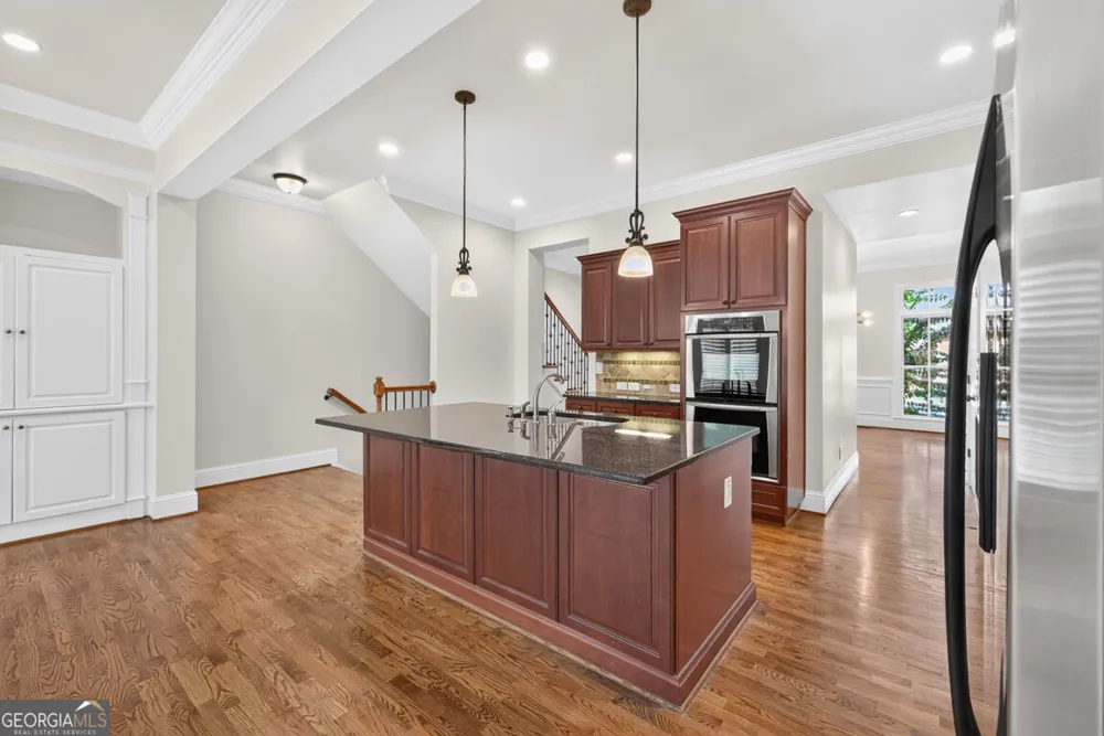1012 Merrivale Chase Roswell, GA 30075