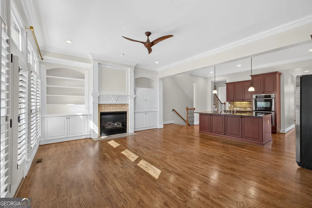 1012 Merrivale Chase Roswell, GA 30075