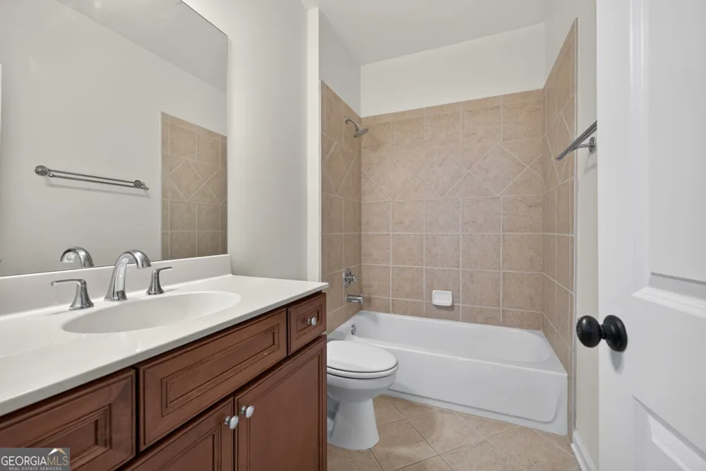 1012 Merrivale Chase Roswell, GA 30075