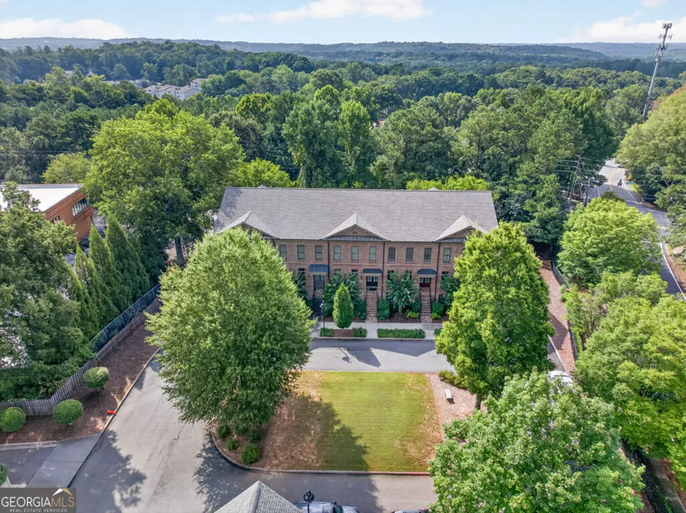 1012 Merrivale Chase Roswell, GA 30075