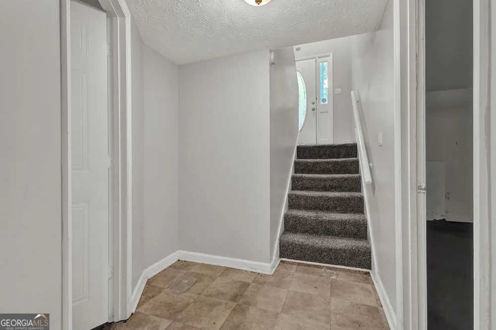3189 Glen Hollow DR Rex, GA 30273