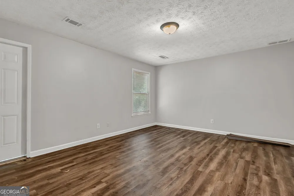 3189 Glen Hollow DR Rex, GA 30273