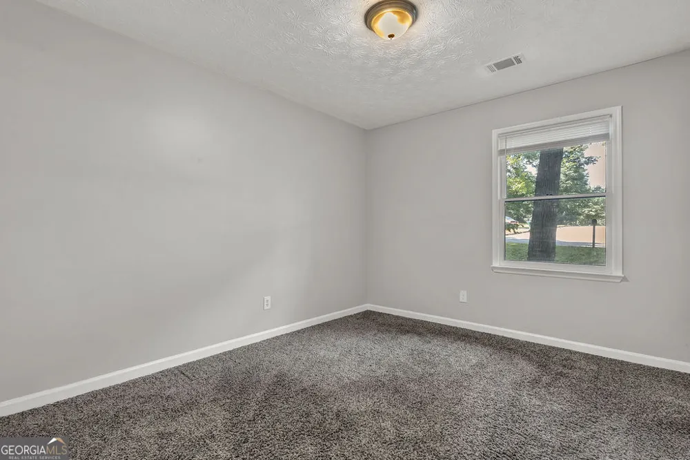 3189 Glen Hollow DR Rex, GA 30273