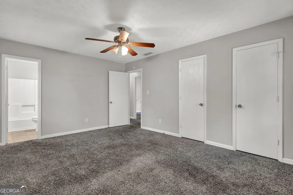 3189 Glen Hollow DR Rex, GA 30273