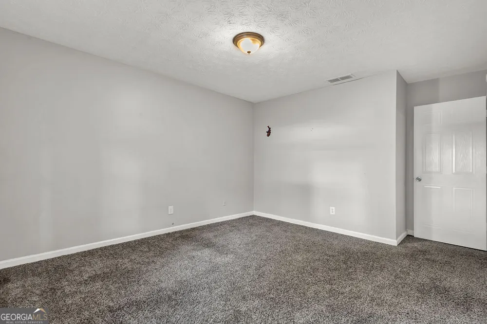 3189 Glen Hollow DR Rex, GA 30273