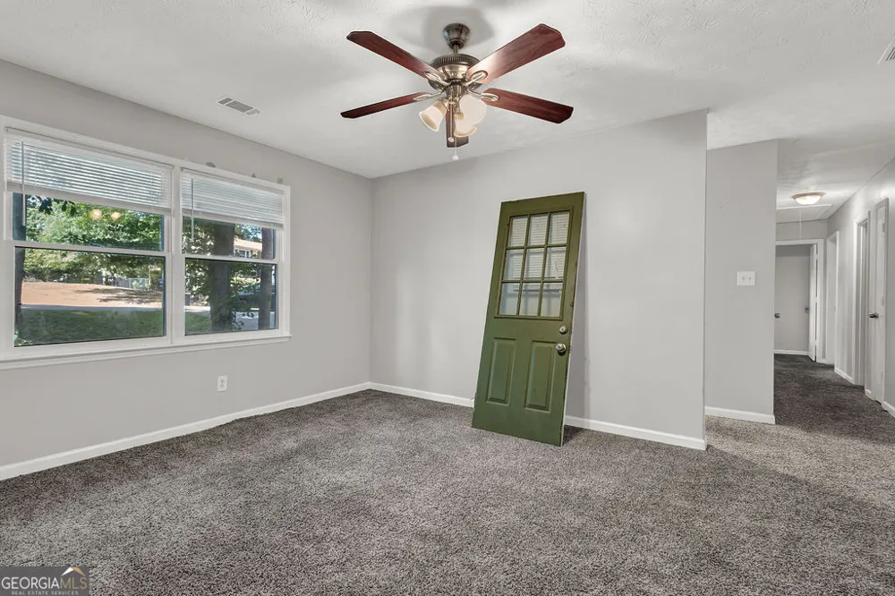 3189 Glen Hollow DR Rex, GA 30273