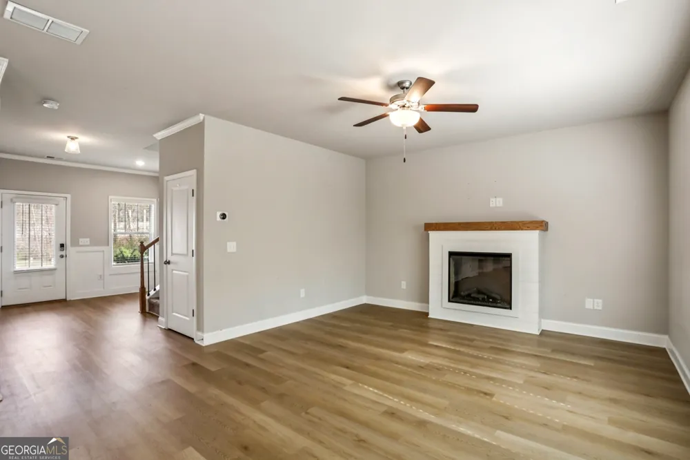 2099 Easterwood TER Decatur, GA 30032