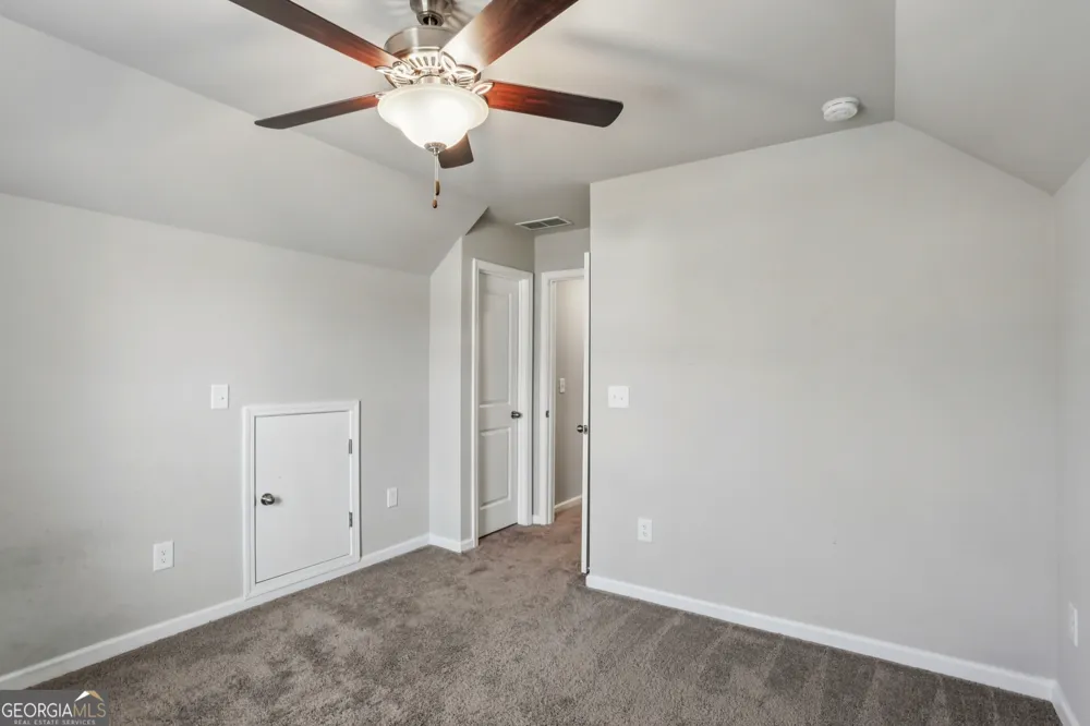 2099 Easterwood TER Decatur, GA 30032