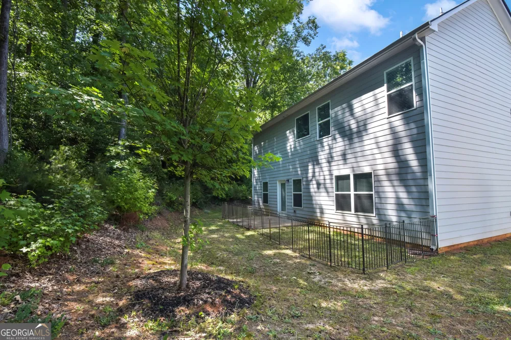 2099 Easterwood TER Decatur, GA 30032