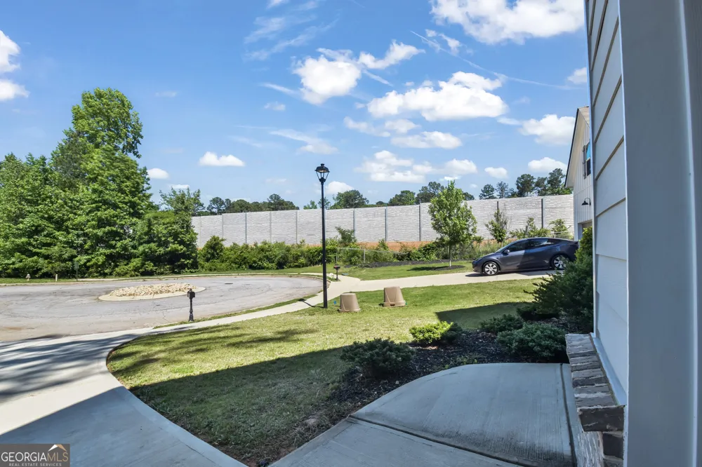 2099 Easterwood TER Decatur, GA 30032