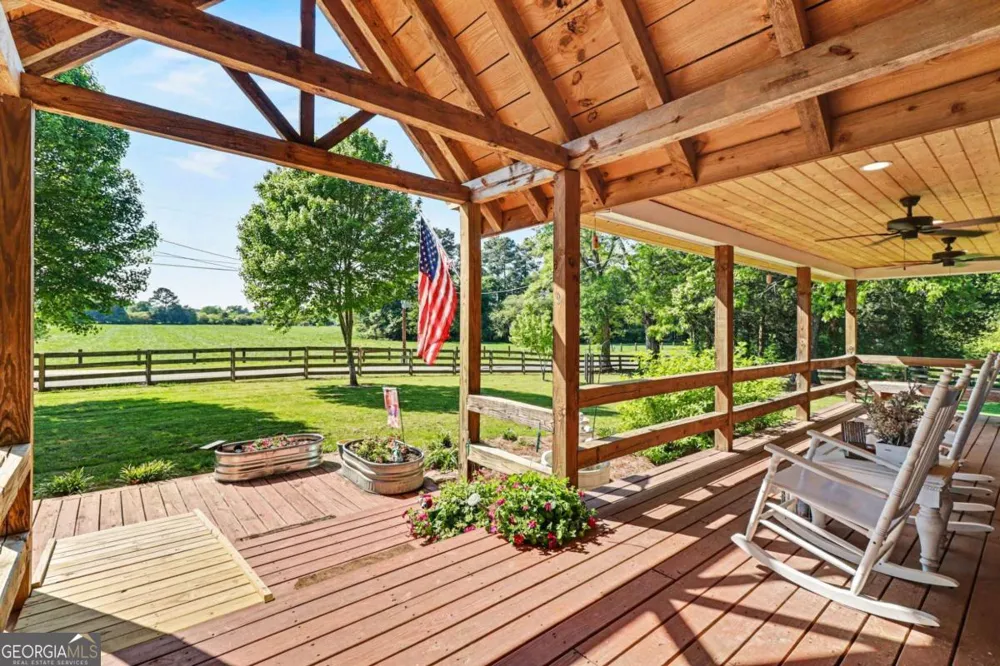 197 Hills Creek RD Taylorsville, GA 30178